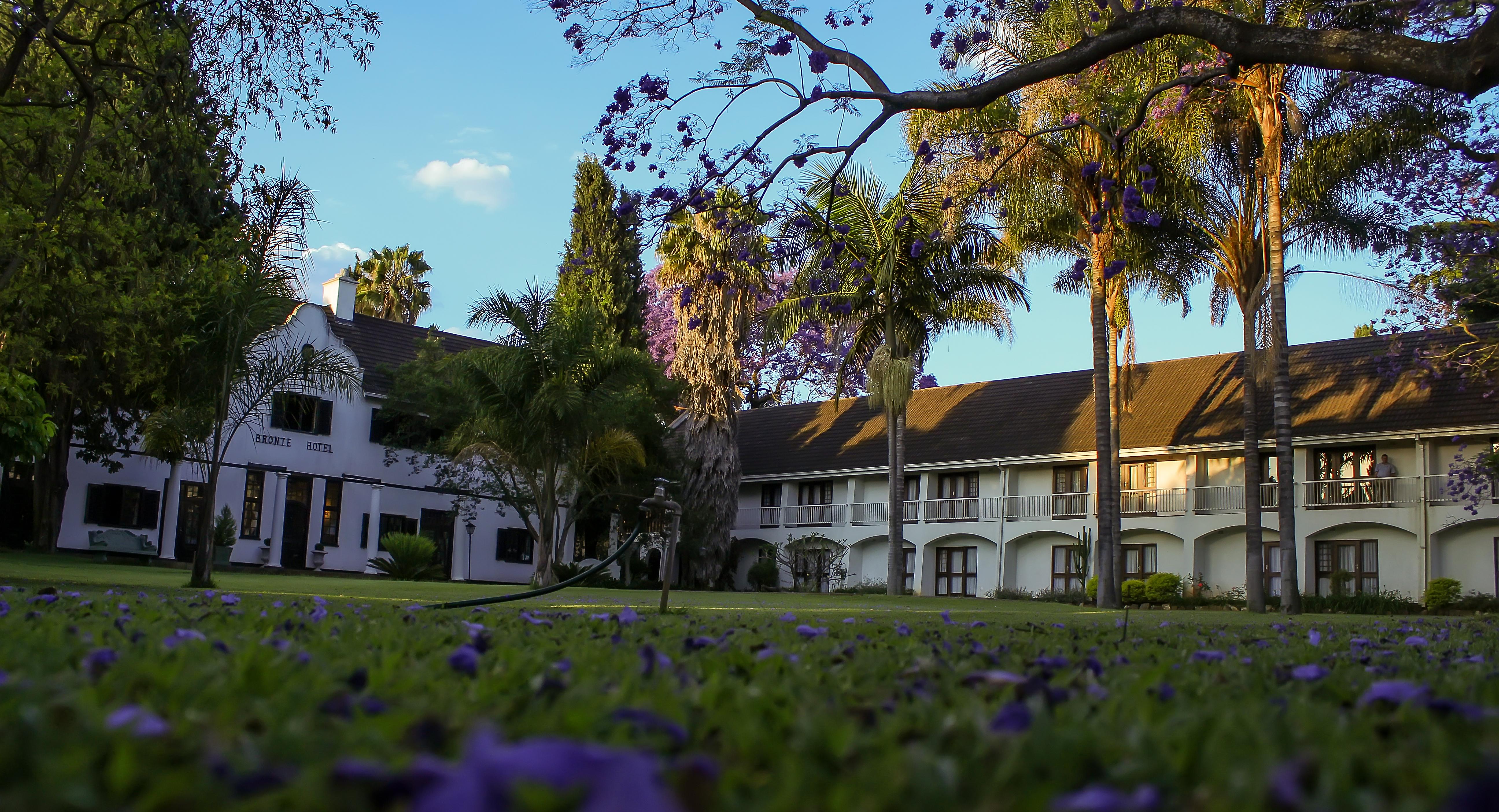 Bronte Hotel Harare Exterior foto