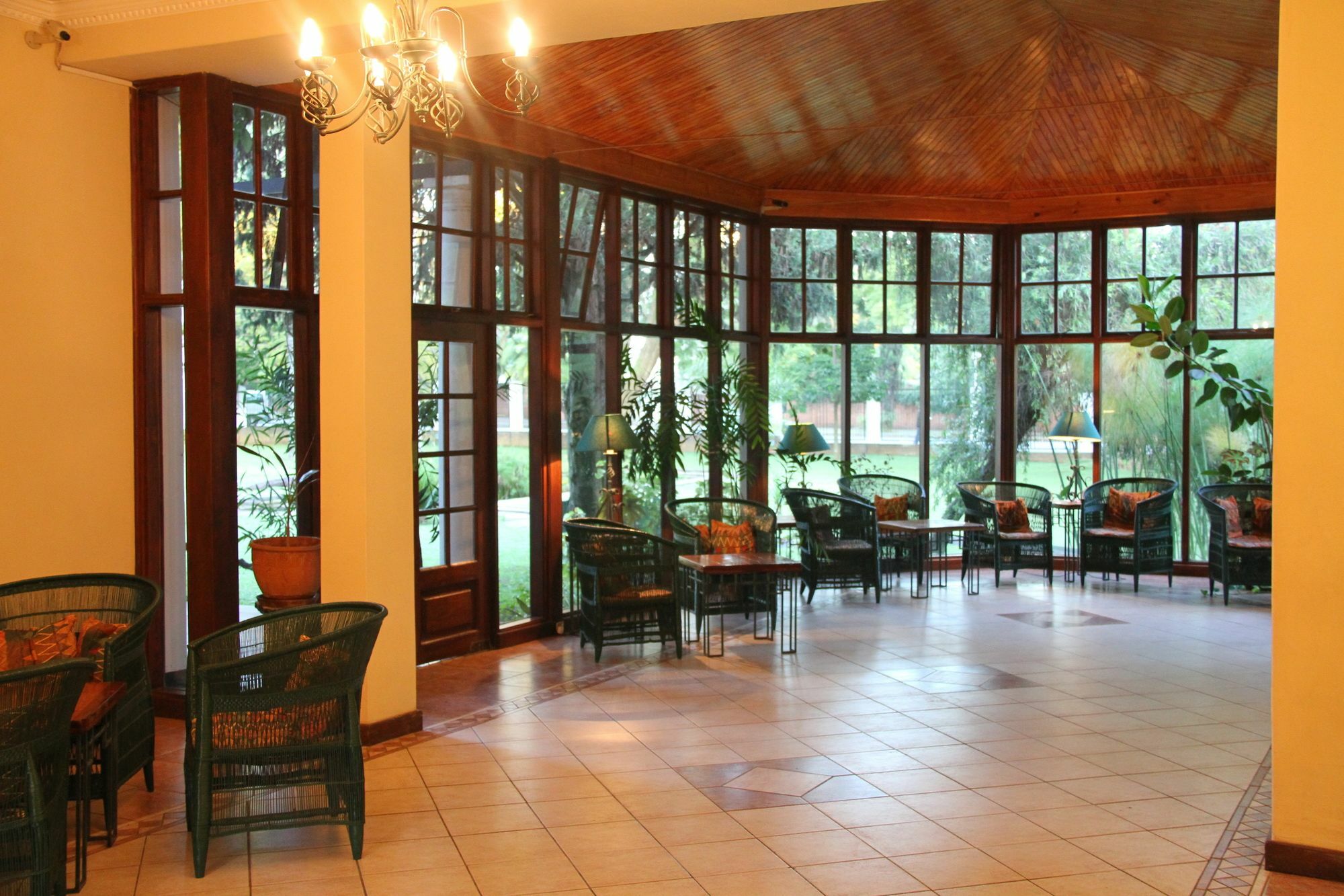 Bronte Hotel Harare Exterior foto
